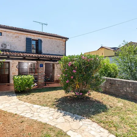 Casa Floris Holiday home